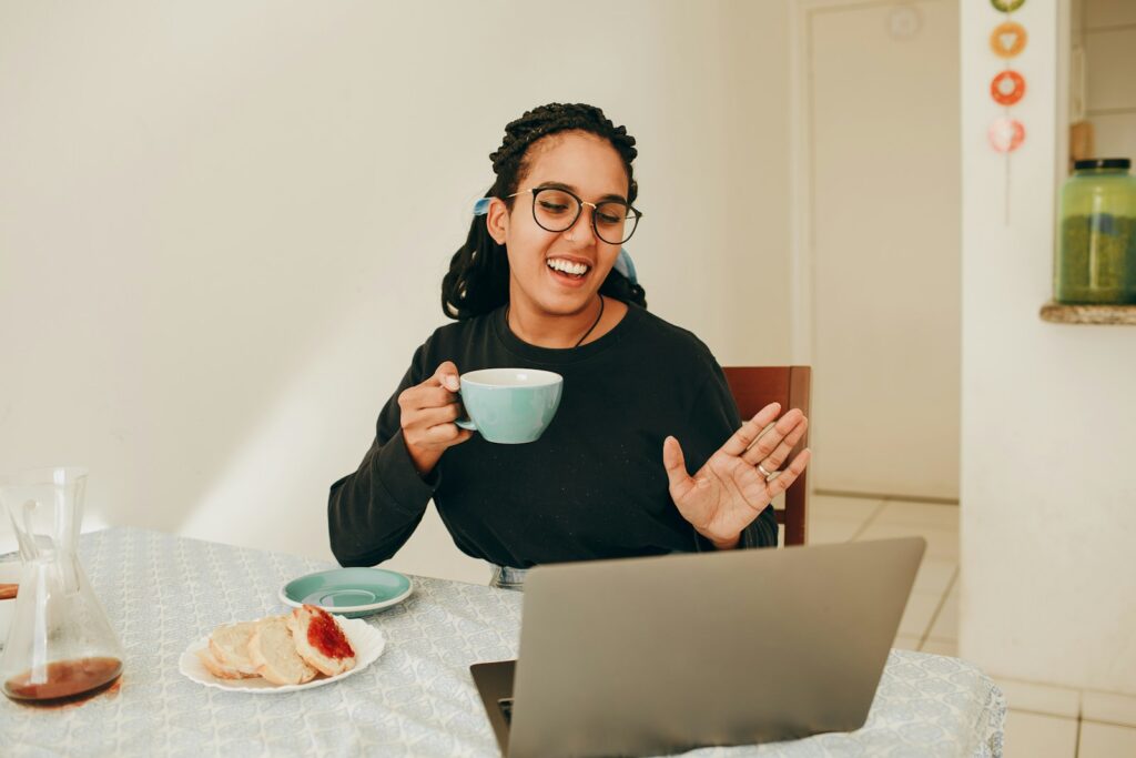 Polite Alternatives to "Mind Your Own Business" in Spanish