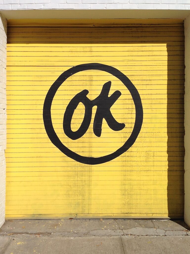 Regional Variations of "Oh Okay" in Spanish